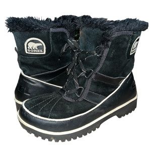 Women’s Sorel Black/Beige Tivoli Lace Up All Weather Ankle Boots - 8